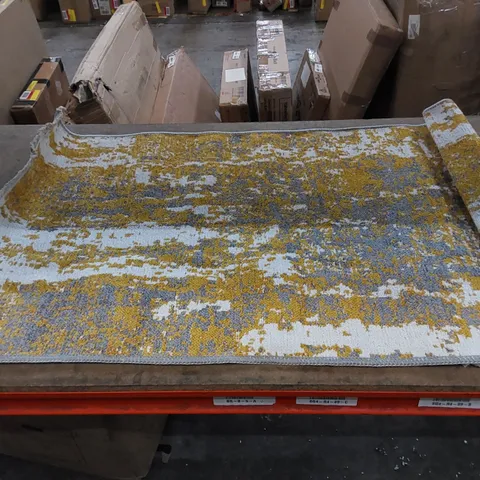 CONTEMPORARY PATTERNED OCHRE/GREY/CREAM RUG // SIZE: 80 X 200cm