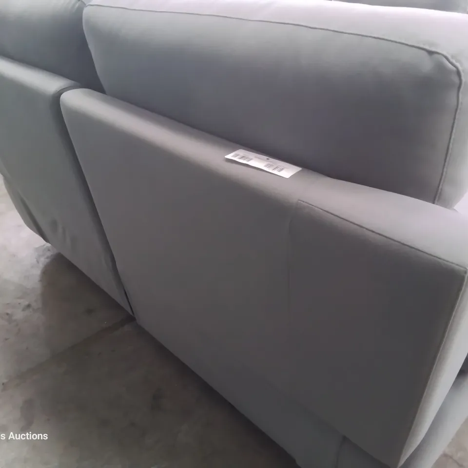 QUALITY ITALIAN DESIGNER & MANUFACTURED PATRIZIO POWER RECLINING TWO SEATER SOFA LIGHT GREY FABRIC