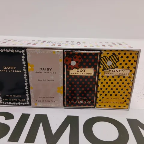 BOXED MARC JACOBS MINIATURES GIFT SET