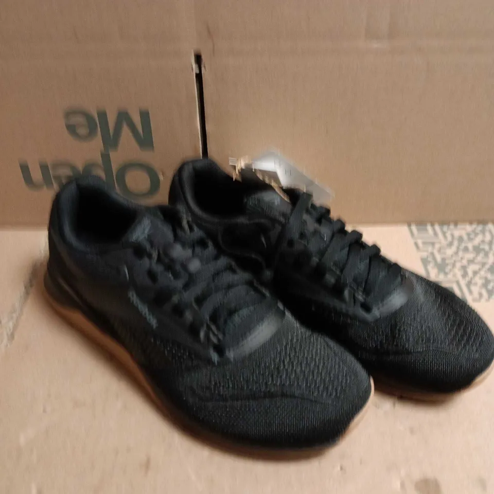 PAIR OF REEBOK NANO X4 TRAINING SHOES – BLACK - 5.5