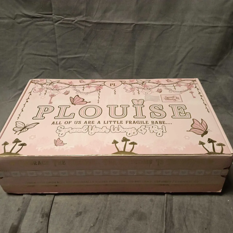 PLOUISE MYSTERY GIFT BOX, SEALED