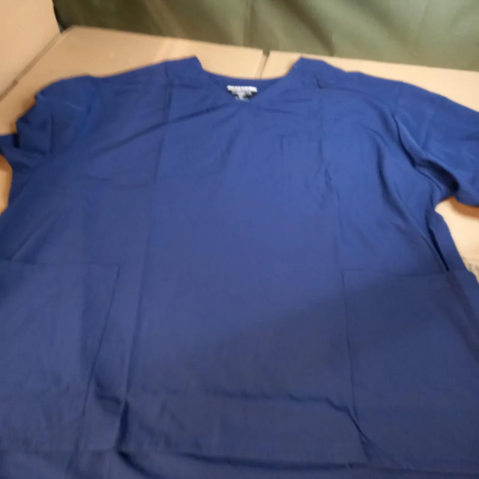 SKECHERS BLUE T-SHIRT - SIZE 4XL