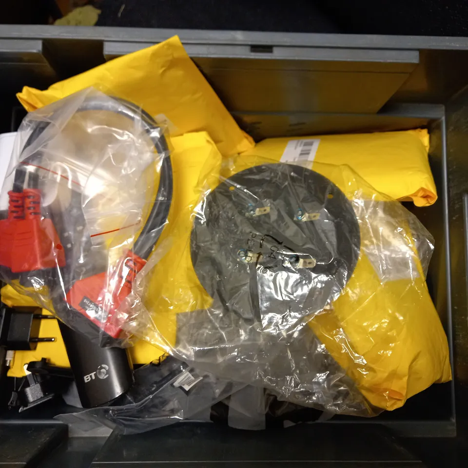 BOX OF APPROX 10 ITEMS TO INCLUDE ASSORTED CABLES, ASSORTED REMOTES AND CARBON MONOXIDE ALARM