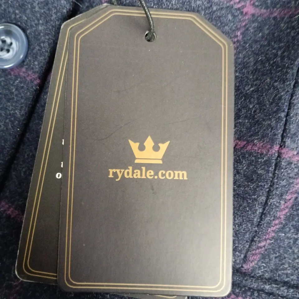 RYDALE HANNAH TWEED WAISTCOAT – NAVY TWEED, UK 18 (18/2XL)