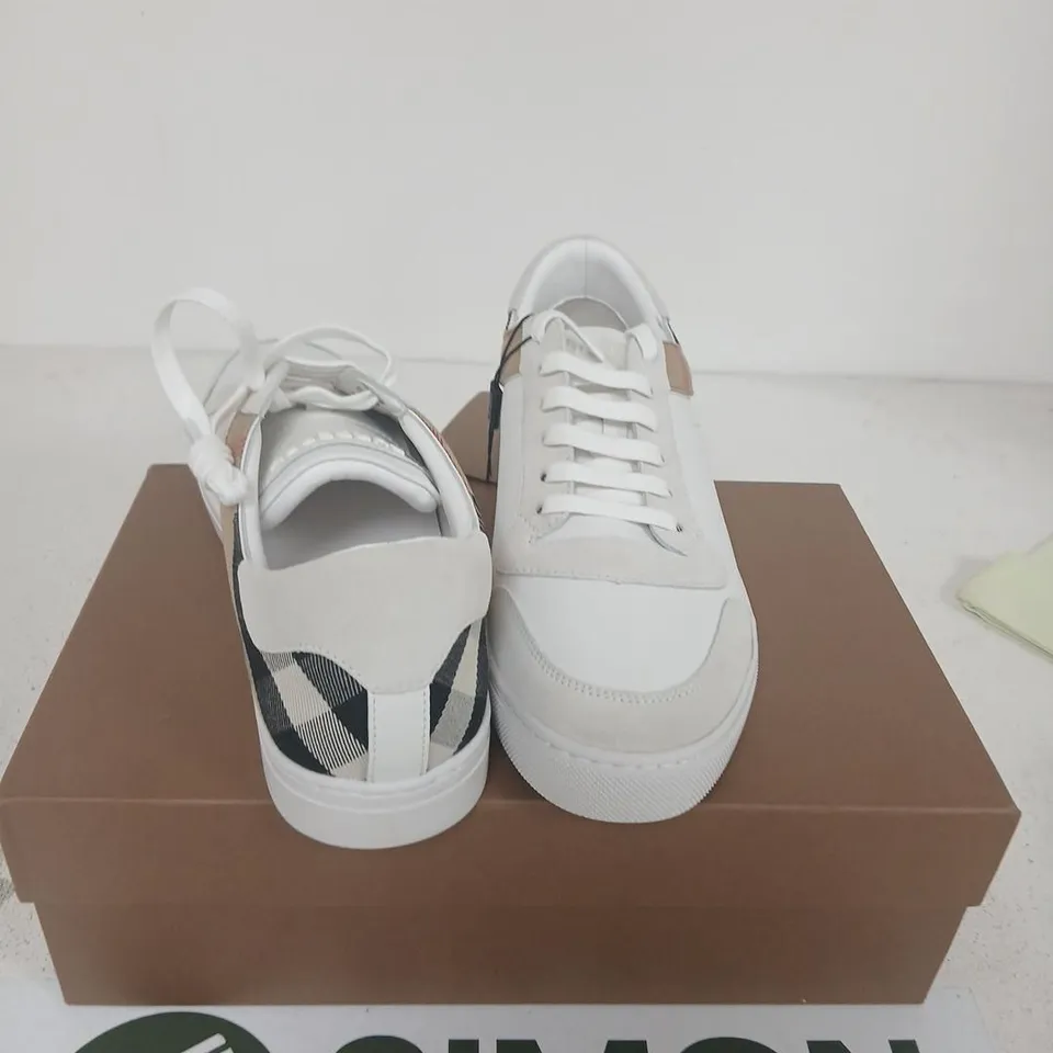 BURBERRY LOW TOP SNEAKER – WHITE WITH CHECK PANEL, UK 10 (EUR 44)