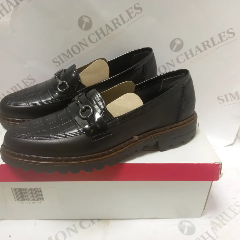 BOXED RIEKER BLACK LOFER SHOES - SIZE 6