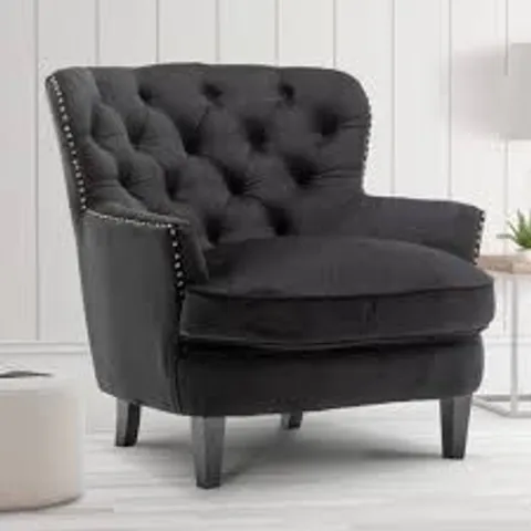 BOXED AVA VELVET ACCENT CHAIR - BLACK (1 BOX)