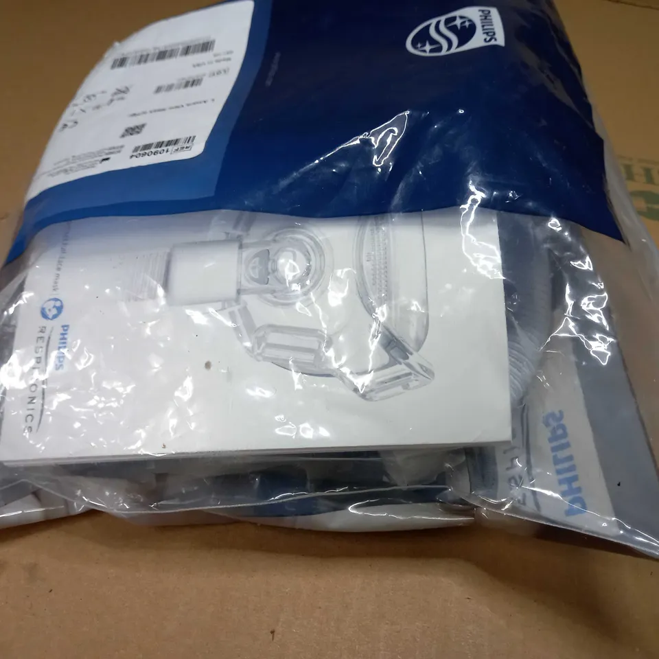 PACKAGED PHILIPS RESPIRONICS MASK  - LARGE