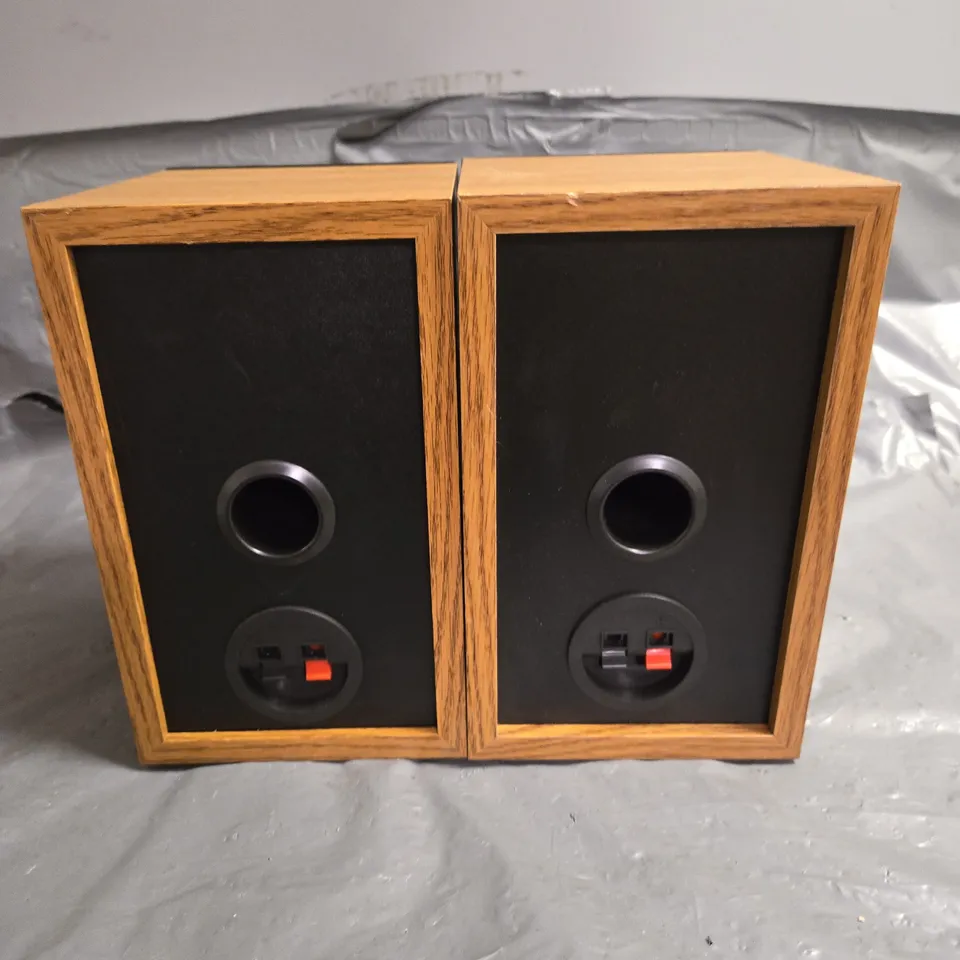 SET OF 2 LENCO TURNTABLE SPEAKERS - BROWN