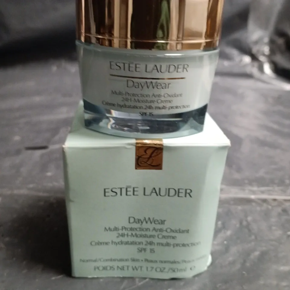 ESTÉE LAUDER DAYWEAR MULTI-PROTECTION ANTI-OXIDANT 24H MOISTURE CREME SPF 15 – 50 ML
