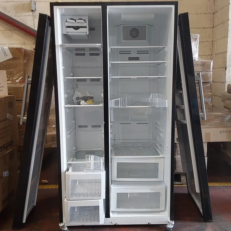 FRIDGEMASTER 50/50 FRIDGE FREEZER BLACK 