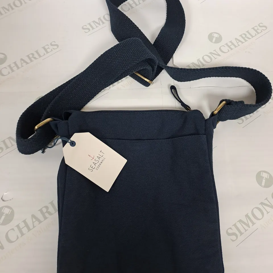 SEASALT CORNWALL CROSSBODY BAG