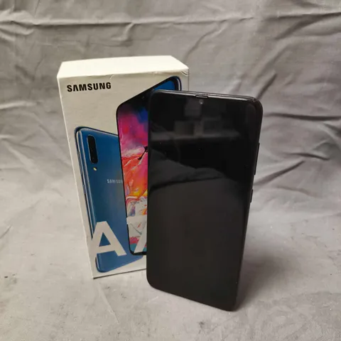 BOXED SAMSUNG GALAXY A70 SMARTPHONE