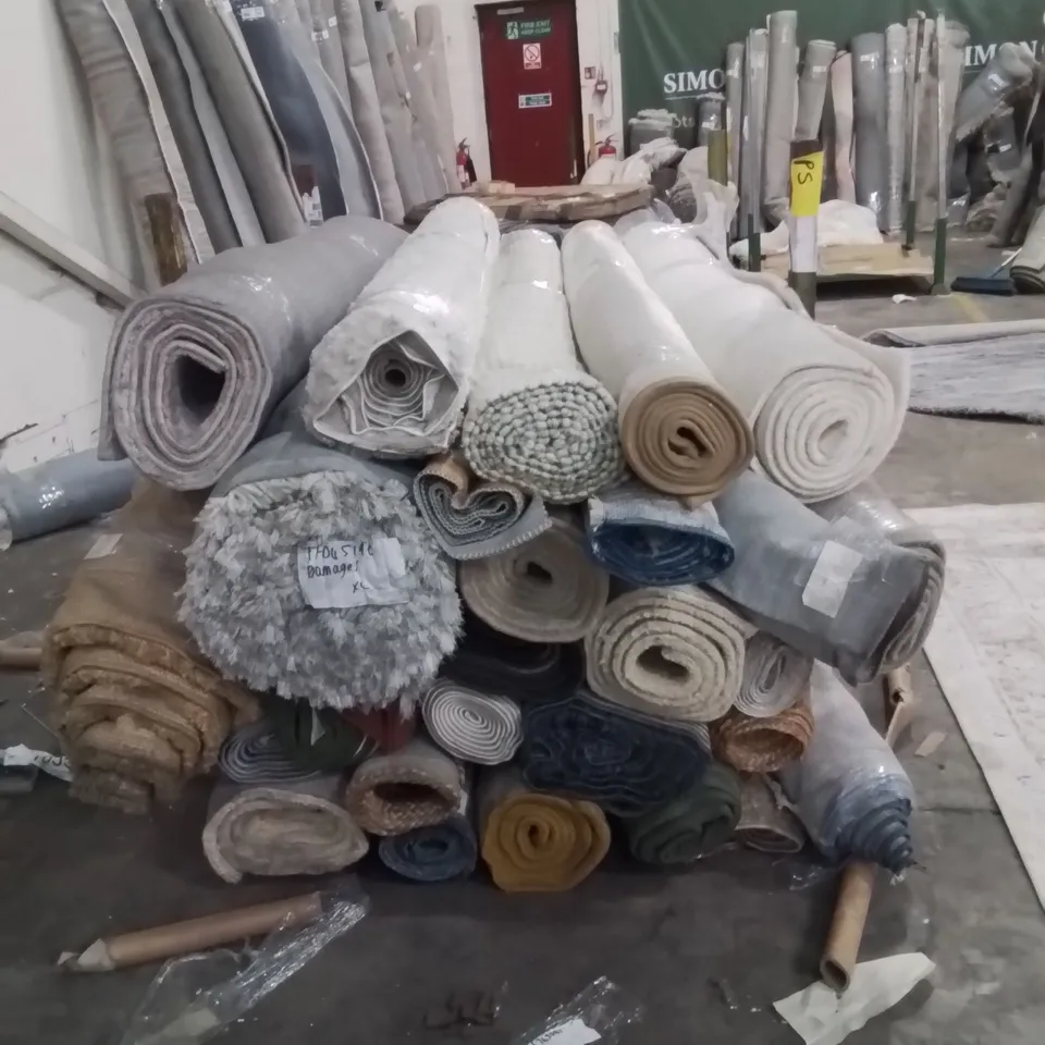 STILLAGE OF APPROXIMATELY 20 QUALITY DESIGNER RUGS