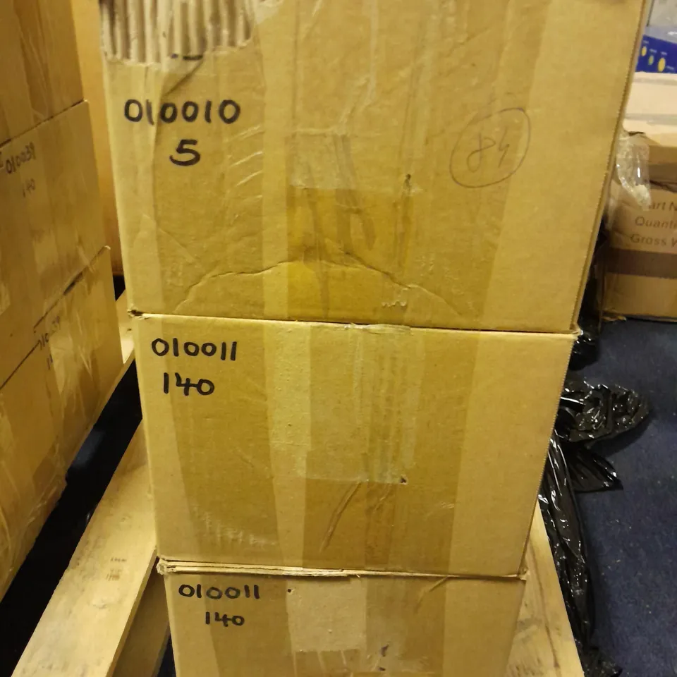 LOT OF APPROXIMATELY 295 100 BON 10ML NAGARANGA & SANTAL CITRONNE FRAGRANCES