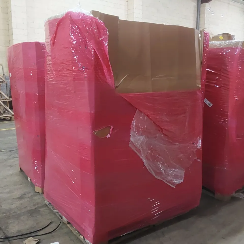 PALLET OF ASSORTED ITEMS INCLUDING: CAMPING WAGON, TELESCOPIC LADDER, KITCHEN FAUCET, SMART MOON LIGHT, TOILET SAFETY RAIL ECT