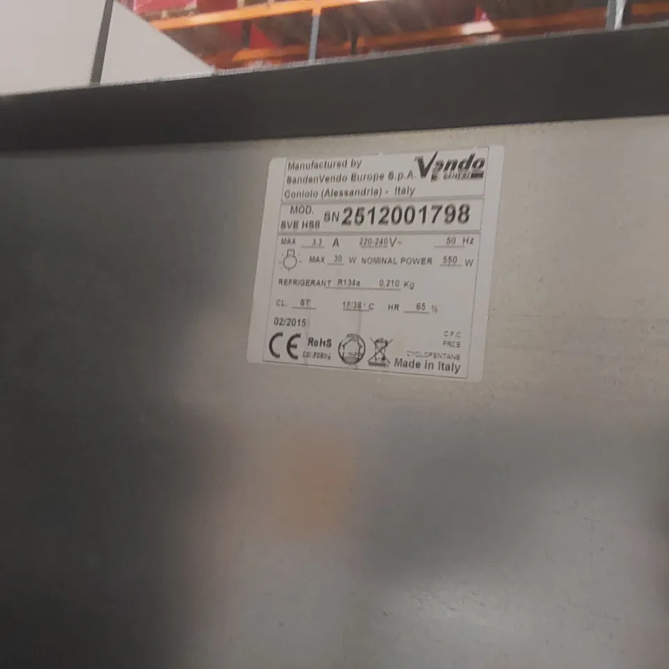 VENDO SANDEN VENDING MACHINE