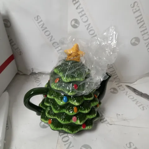 BOXED MR NOST TREE TEAPOT 