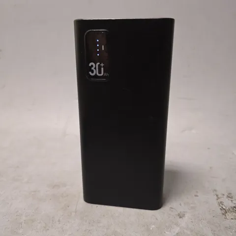 BOXED UNBRANDED PORTABLE CHARGER IN BLACK