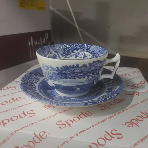 BOXED SET OF 4 BLUE ITALIAN TEACUPS & SAUCERS 