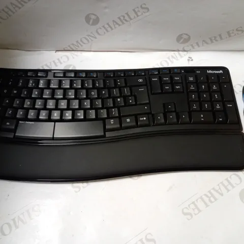 MICROSOFT SCULPT ERGONOMIC DESKTOP KEYBOARD