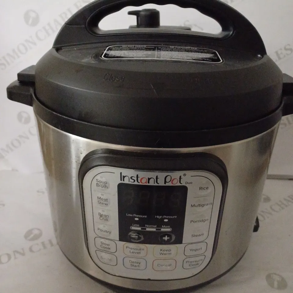 INSTANT POT DUO SMART PRESSURE COOKER