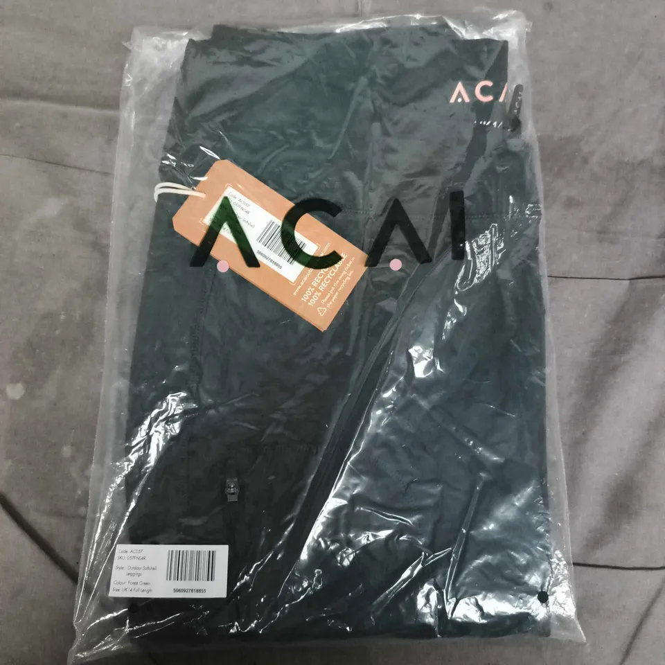 BAGGED ACAI OUTDOOR SOFTSHELL LEGGINGS IN FOREST GREEN - UK 14