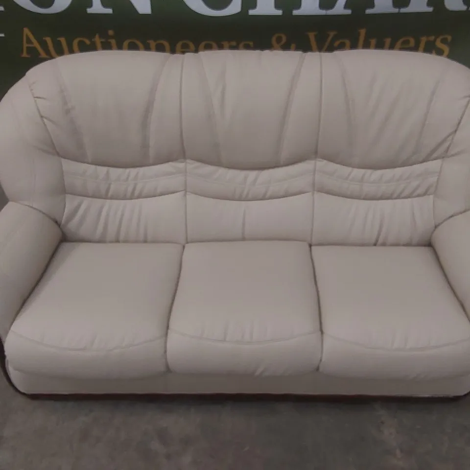 QUALITY DESIGNER ITALIAN MADE LEATHER 3 SEATER SOFA