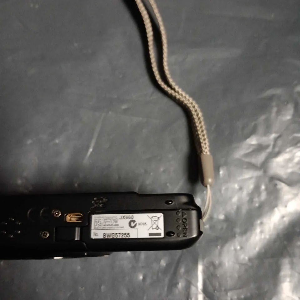 FUJIFILM JX660 16.0MP DIGITAL CAMERA