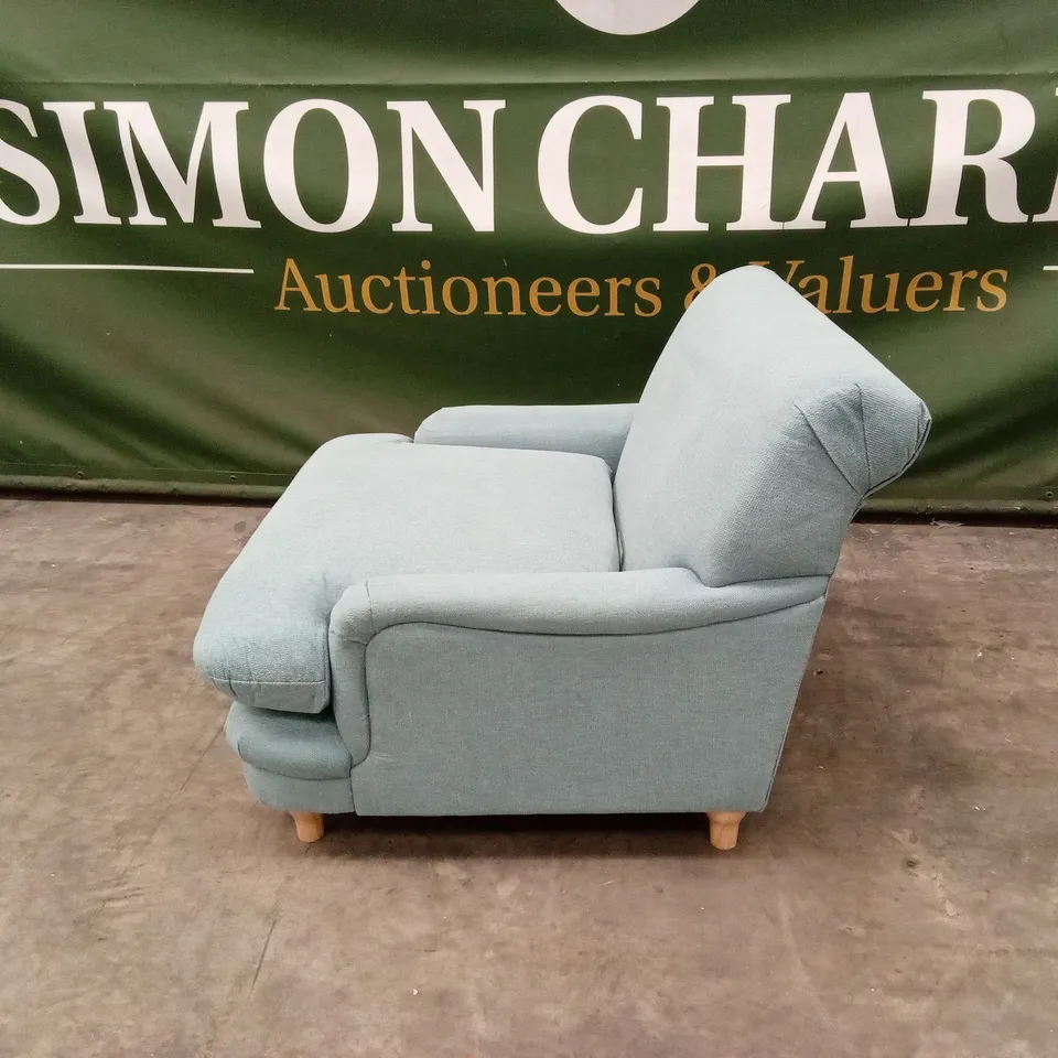 LPD HOME PLUMPTON CHAIR, DUCK EGG BLUE WEAVE
