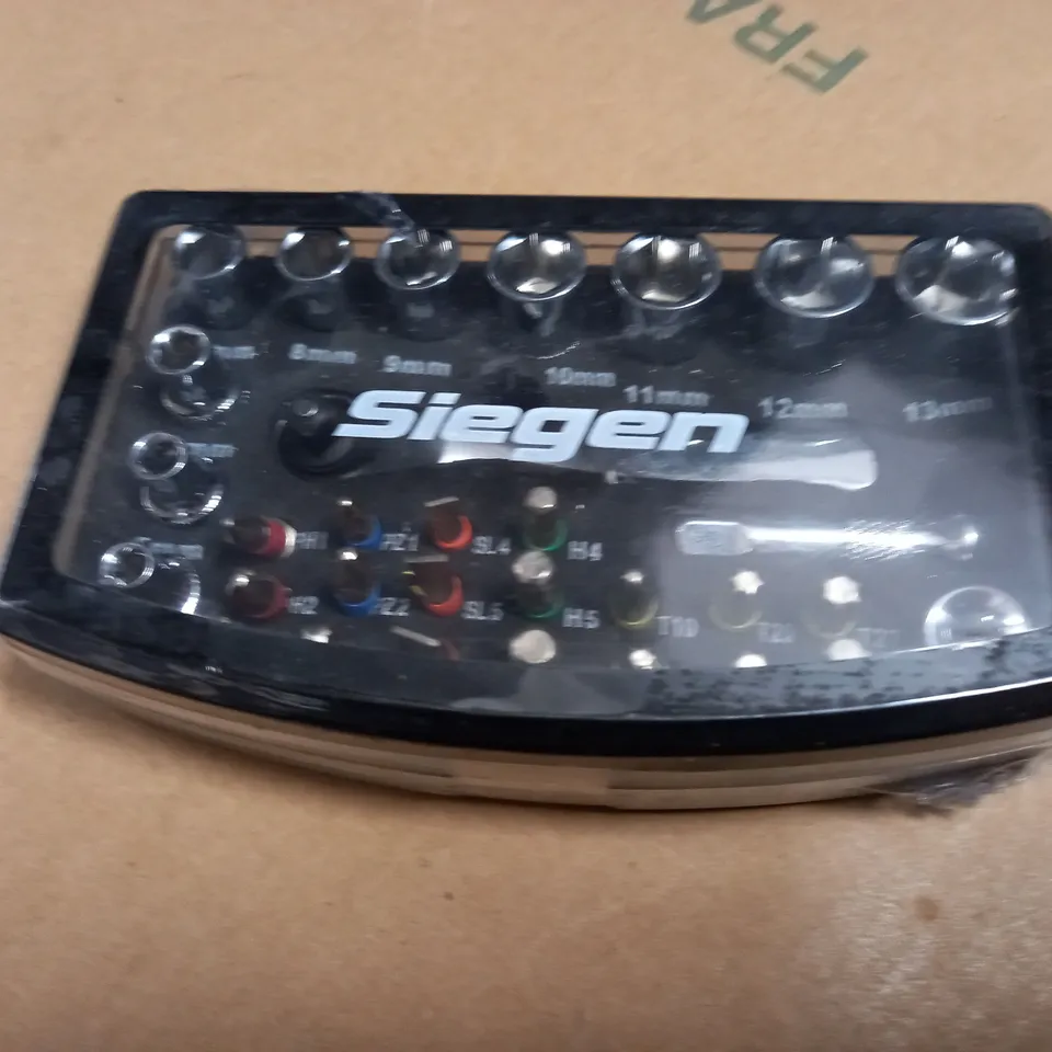 SEALED SIEGEN 31PC 1/4" SQ DRIVE SOCKET & BIT SET
