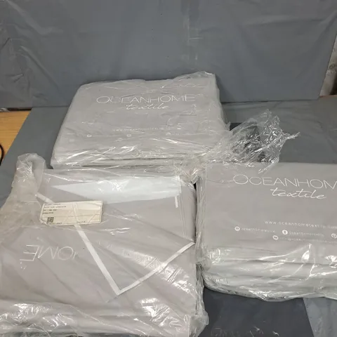 LARGE QUANTITY OF APPROXIMATELY 200 MAILING BAGS - GREY - SIZES MAY VARY