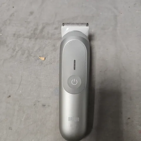 BRAUN ELECTRIC SHAVER WITH FOIL HEAD AND ATTACHMENTS β EU CHARGER INCLUDED