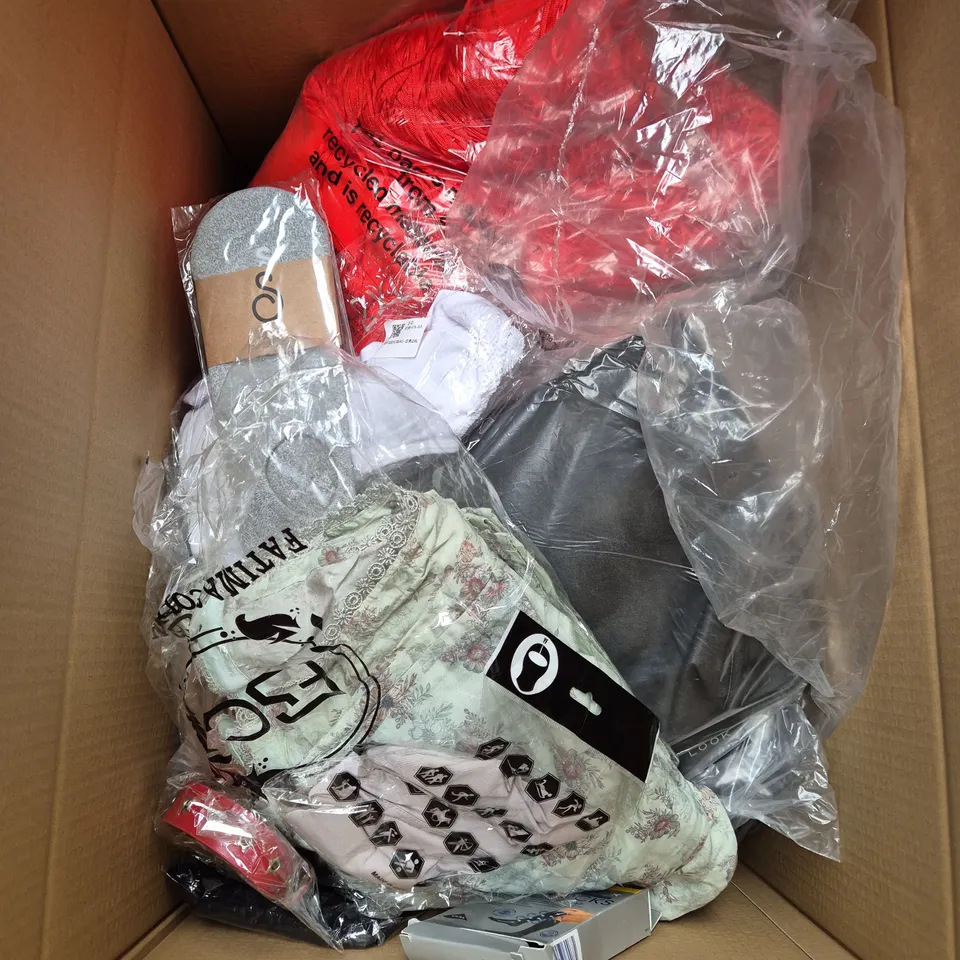 LARGE BOX OF ASSORTED CLOTHING ITEMS IN VARIOUS SIZES, STYLES AND COLOUR 