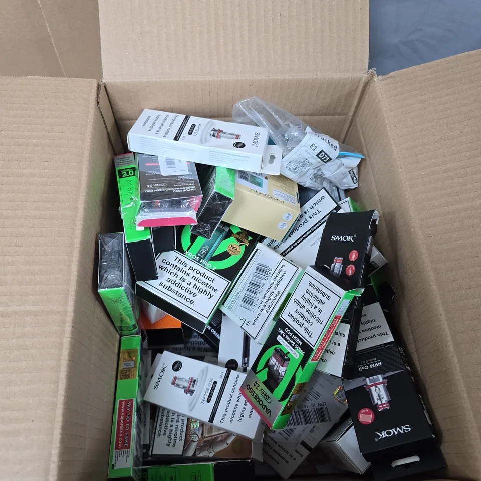 BOX OF APPROXIMATELY 30 ASSORTED E-CIGARETTES AND ACCOMPANIMENTS TO INCLUDE: VARIOUS ASPIRE PRODUCTS 