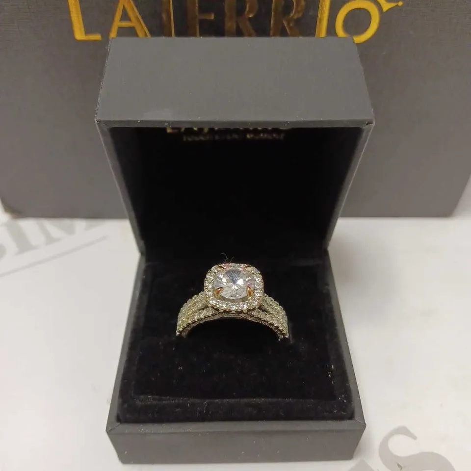 LAIERRIO TRIPLE BAND SILVER RING 