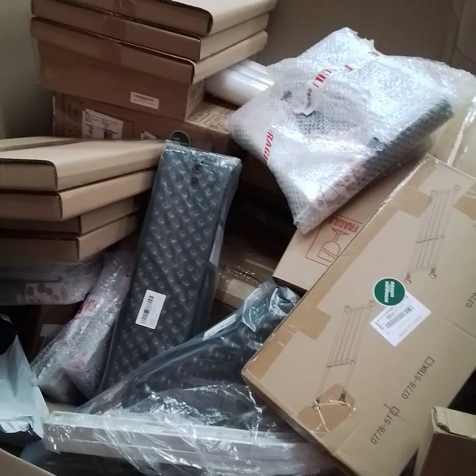 PALLET OF ASSORTED HOUSEHOLD GOODS AND PRODUCTS TO INCLUDE; FOOD PROCESSOR, SHOE RACKS, CHOCOLATE ADVENT CALENDARS ETC