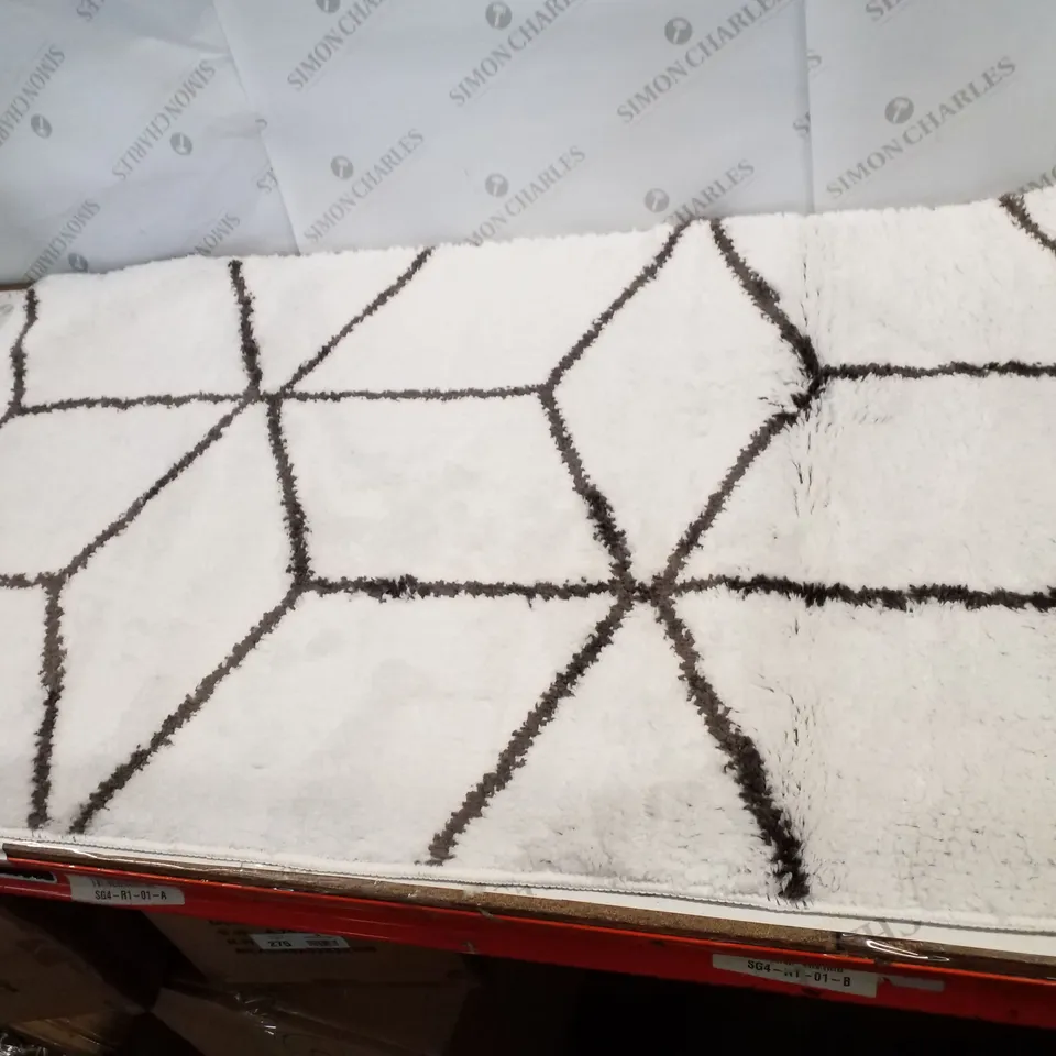 BRAND NEW PACO HOME KAUNAS 540 RUG IN WHITE-ANTHRACITE - 70×120CM 