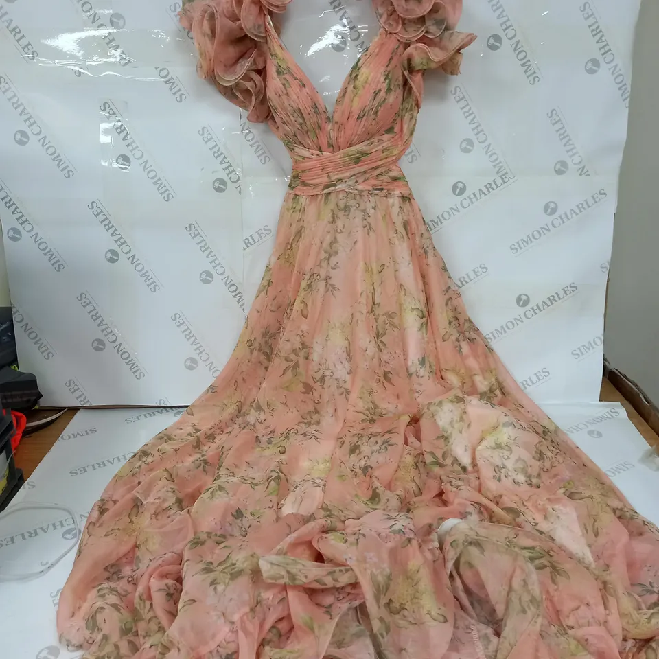 MAC DUGGAL FLORAL DESIGN FRILLED TWIN STRAP DRESS IN PEACH - SIZE 2