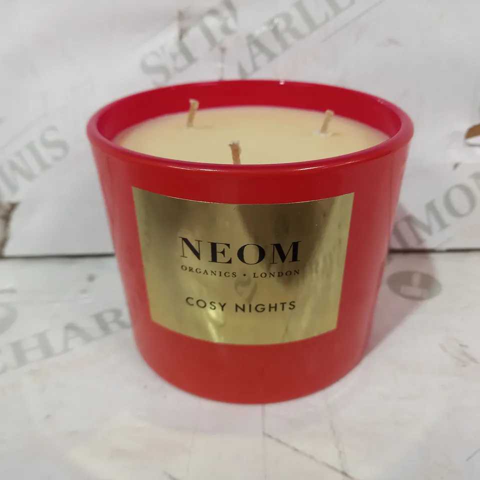 NEOM COSY NIGHTS SCENTED CANDLE (420G)