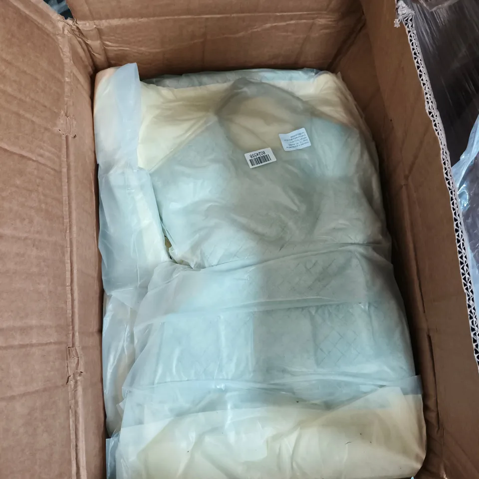 BOX OF APPROXIMATELY 15 LADIES HANDBAGS WITH CARRY HANDLES