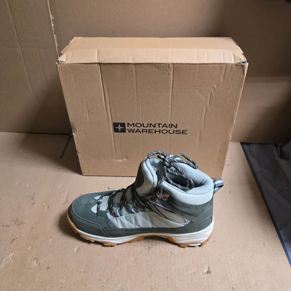 MOUNTAIN WAREHOUSE HIKING BOOTS – GREY/GREEN - UK SIZE 5 