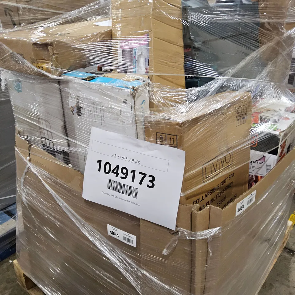 PALLET OF APPROXIMATELY 30 UNPROCESSED RAW RETURN HOUSEHOLD AND ELECTRICAL GOODS TO INCLUDE;