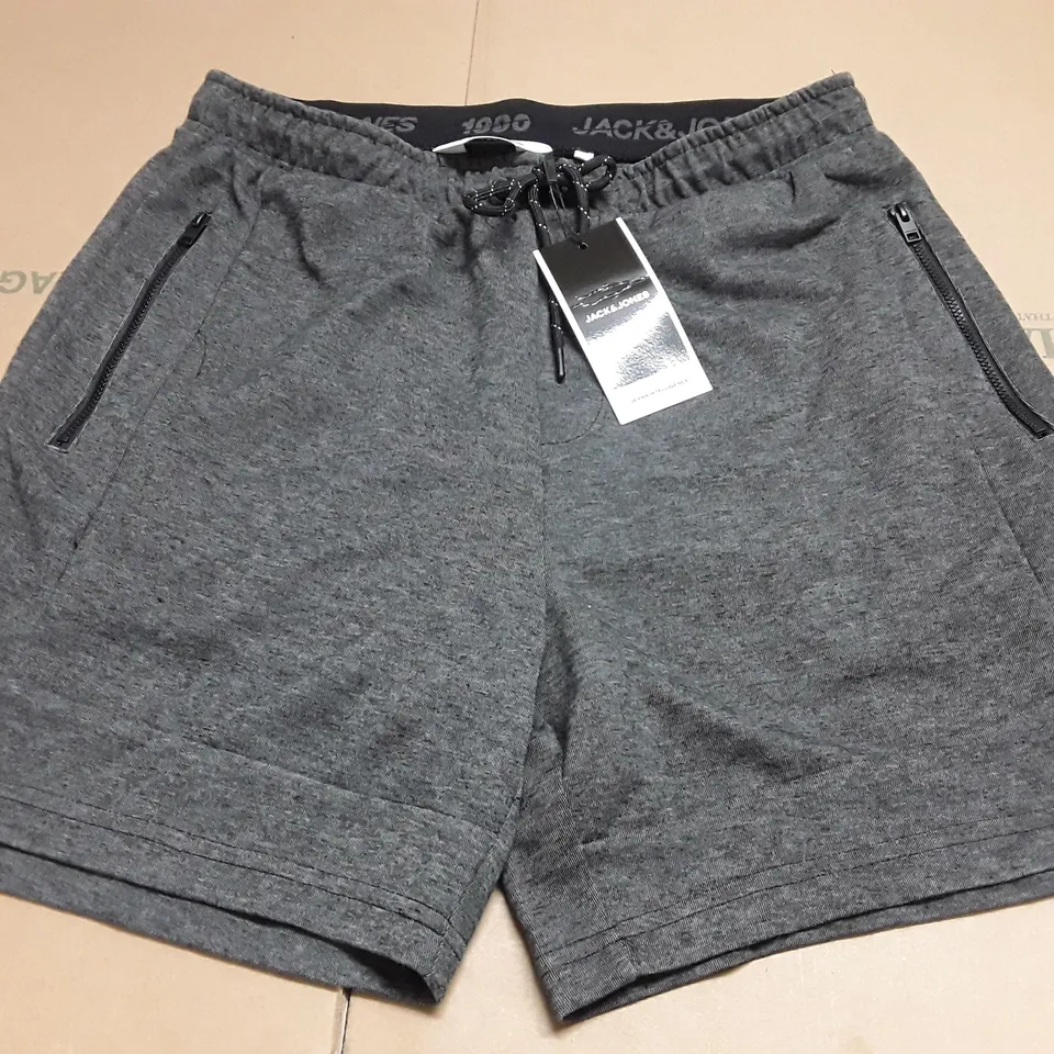 JACK AND JONES GREY SWEATSHORTS M