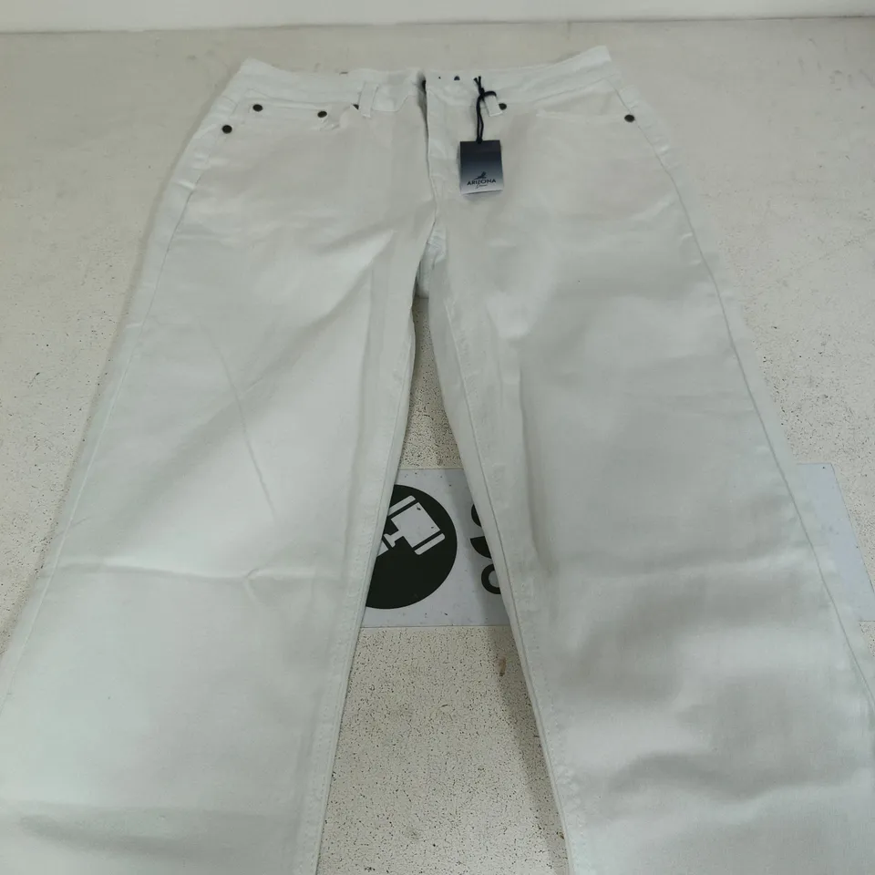 ARIZONA WHITE JEANS SIZE 14 LONG
