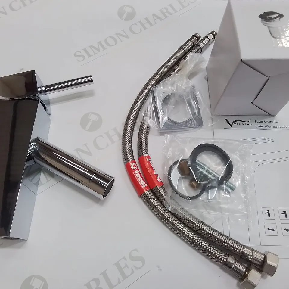 BOXED VELDEAU HAMPTON M/BLOCK BASIN TAP WITH CLICK WASTE IN CHROME - 235X155X135MM