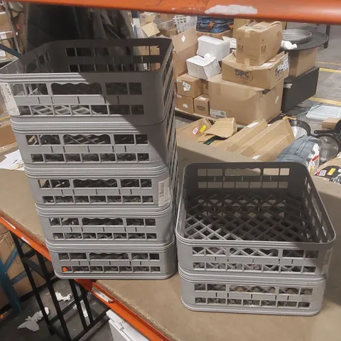 7x BUFFALO GLASSWASHER BASKETS