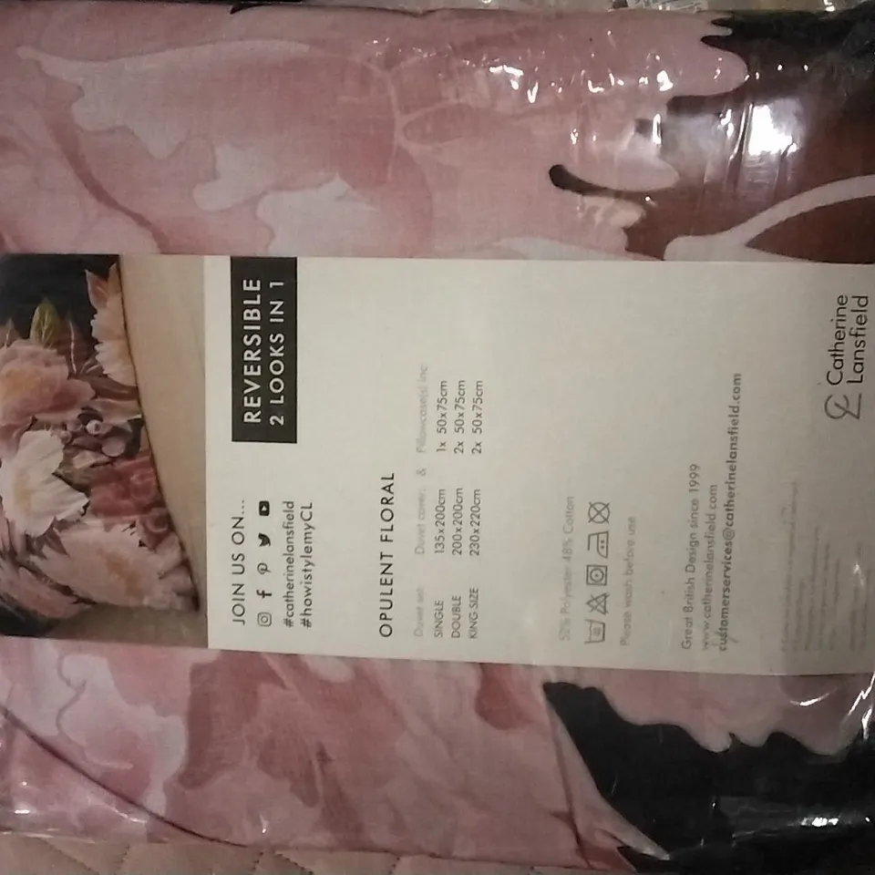 OPULENT FLORAL DUVET COVER SET WITH PILLOWCASE SIZE: KINGSIZE