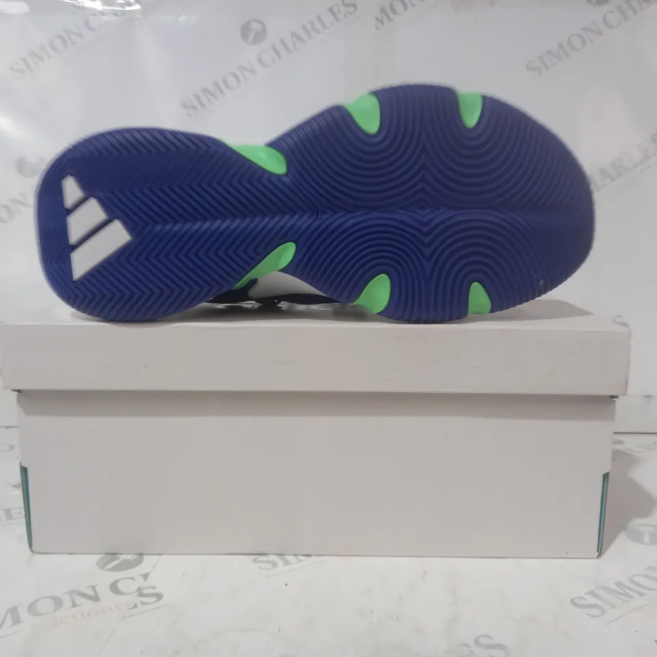 BOXED PAIR OF ADIDAS TRAE UNLIMITED SHOES IN WHITE/BLUE/LIME UK SIZE 8