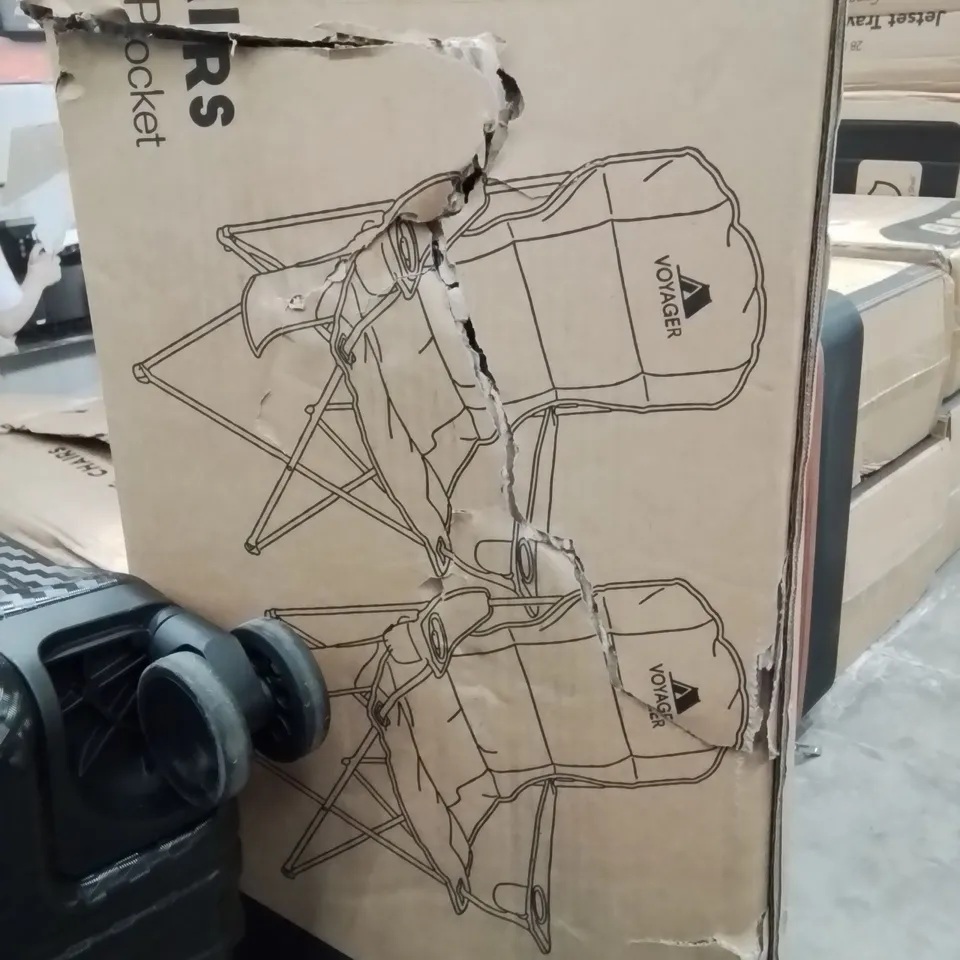 BOXED VOYAGER SET OF 2 PADDED CAMPING CHAIRS BLACK